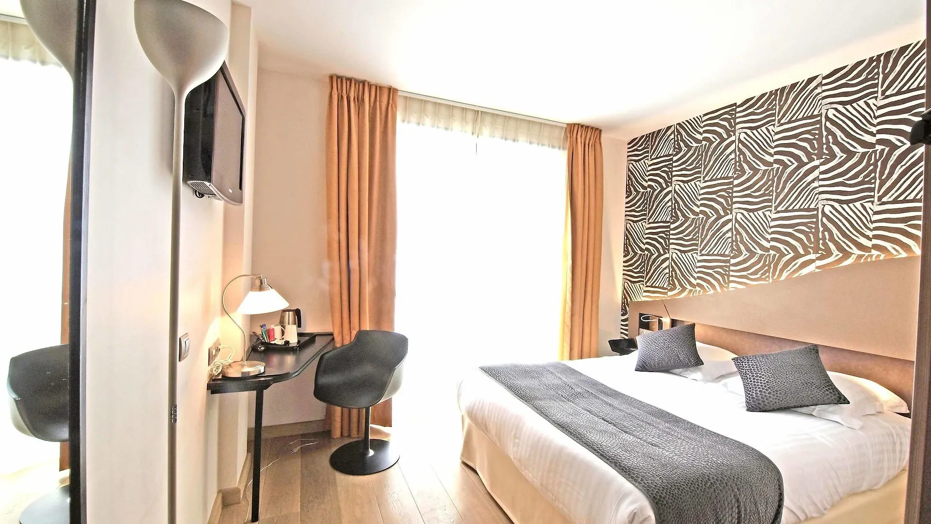 Hor Europe Hotel
